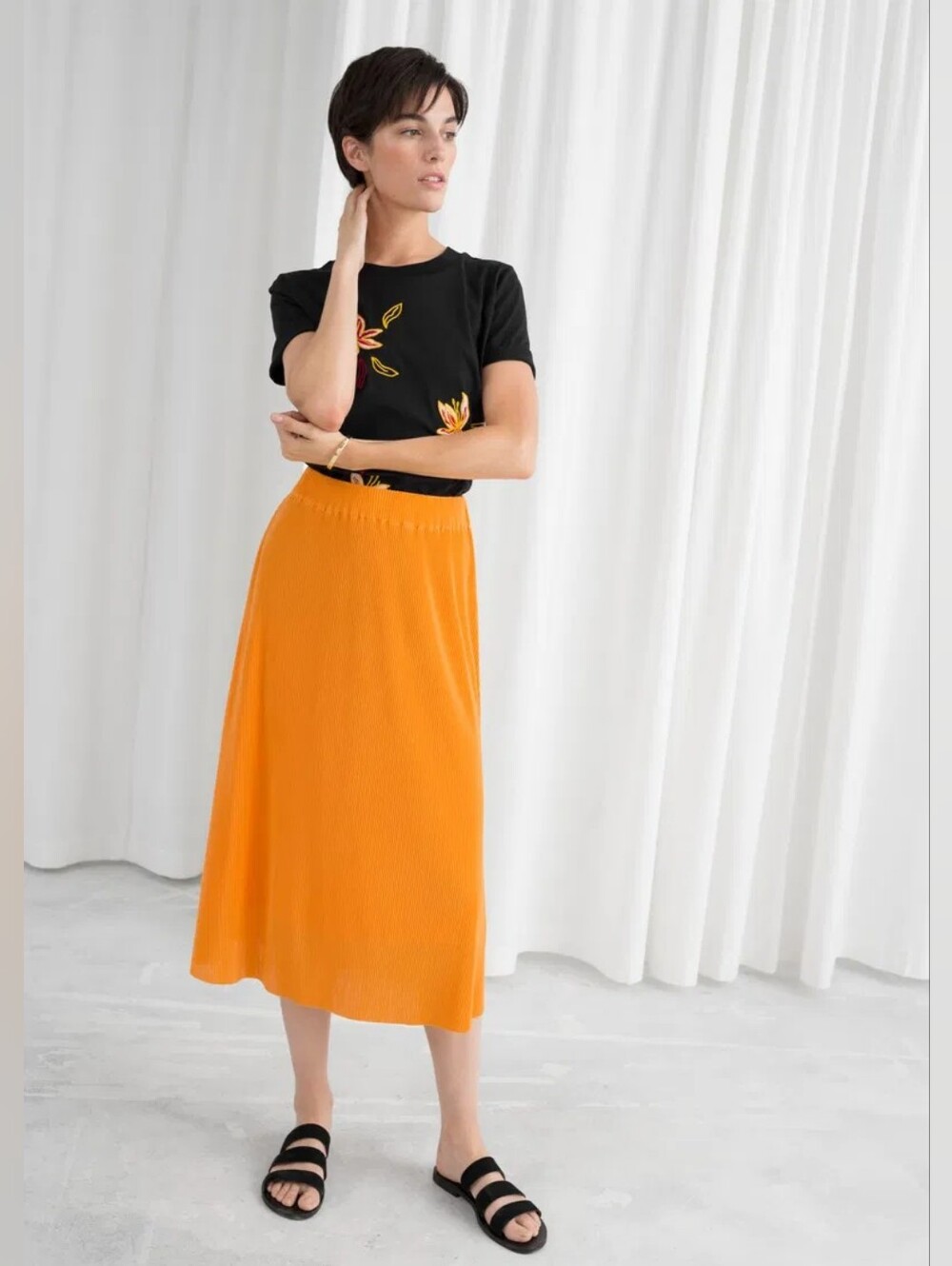 & Other Stories Paris Atelier Plissé Pleated Midi Skirt Orange Size US 4